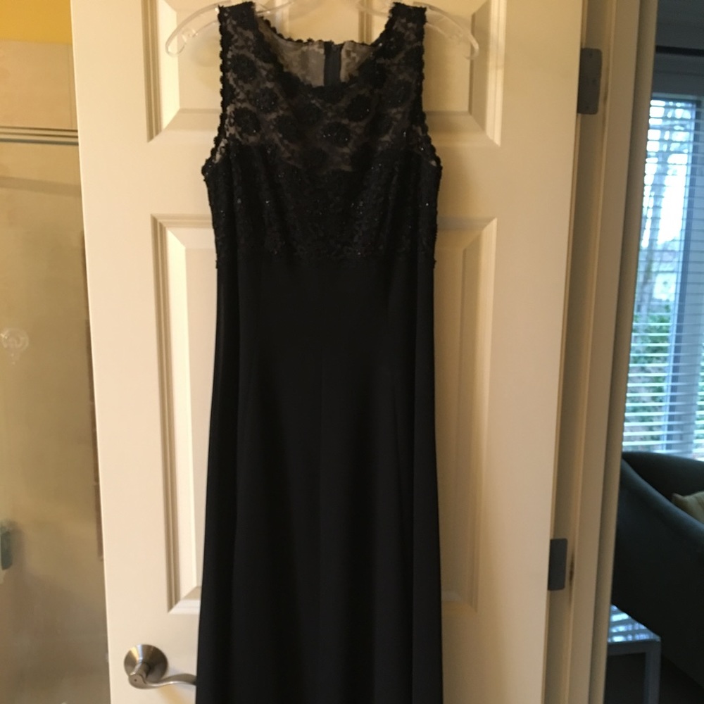Black long dress